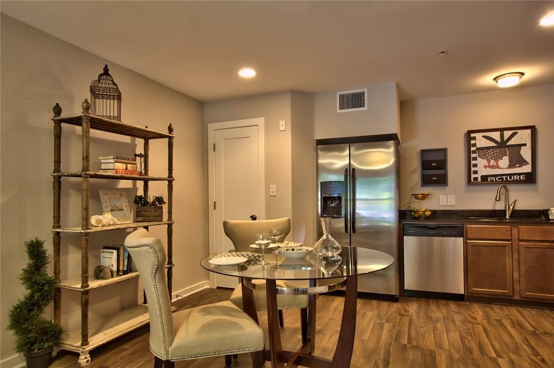 924 E 51st St # 117, Austin, TX 78751