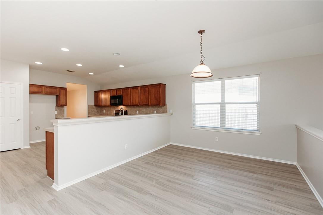 11421 Gossamer Dr, Austin, TX 78754