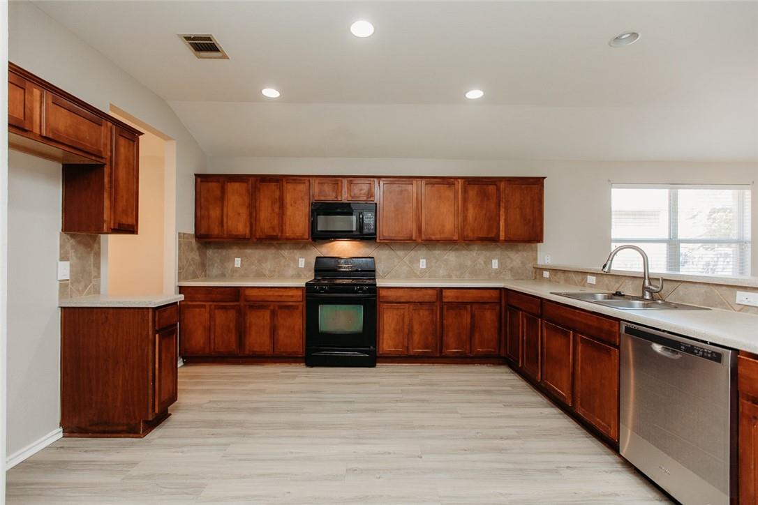 11421 Gossamer Dr, Austin, TX 78754