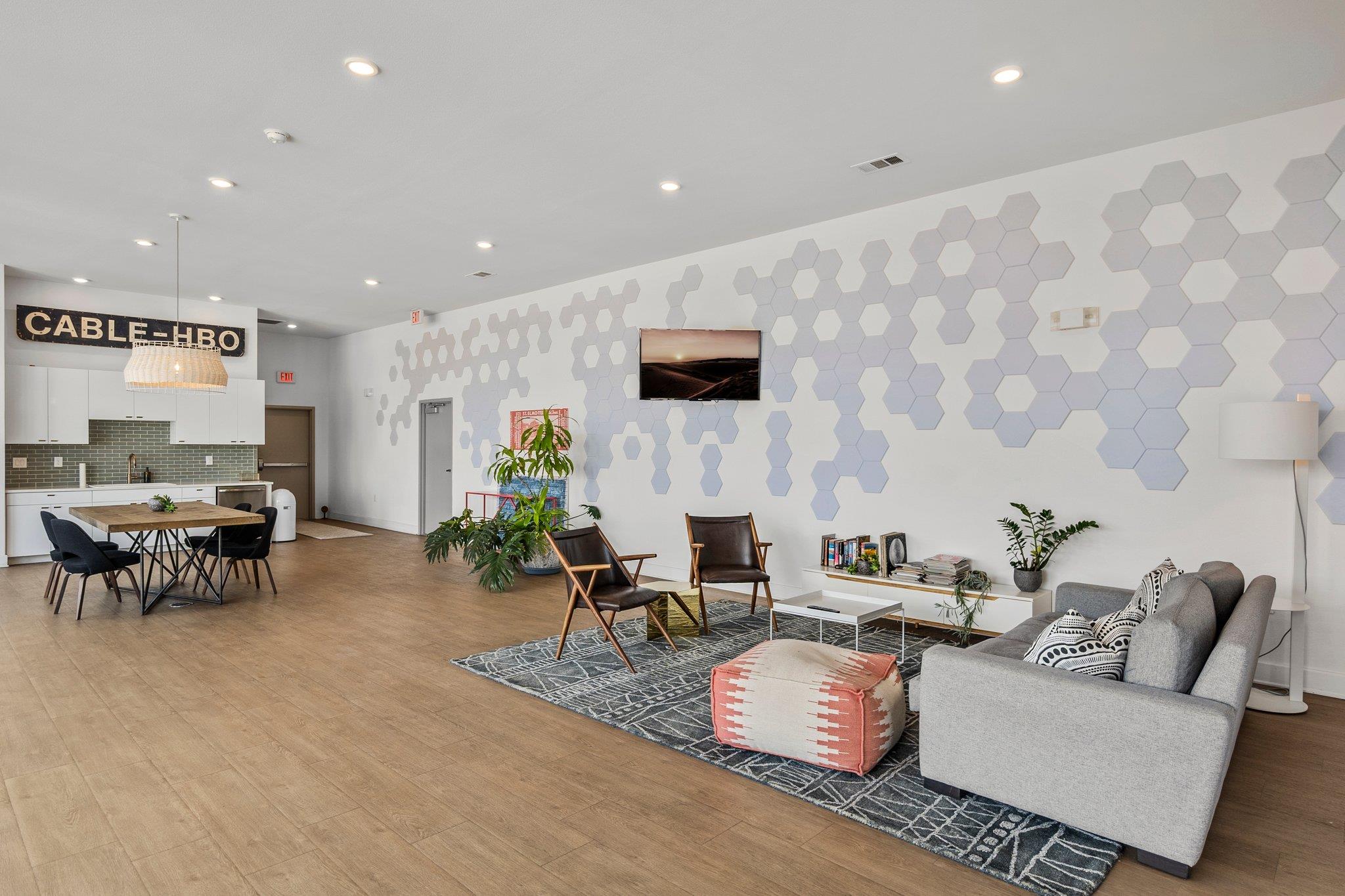 4361 S Congress Ave # 636, Austin, TX 78745