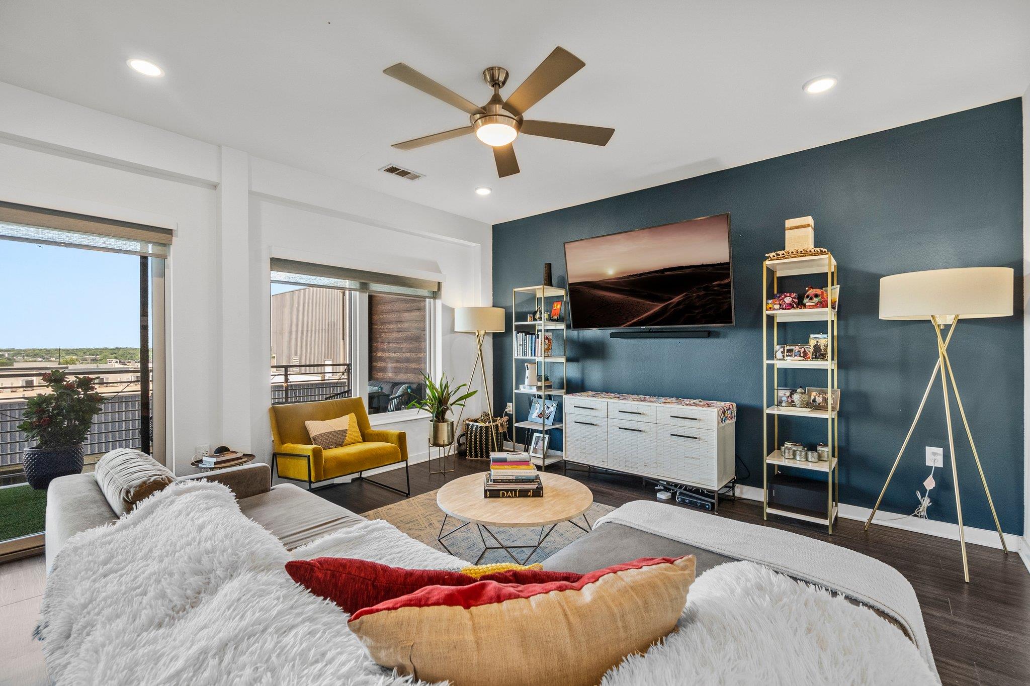 4361 S Congress Ave # 636, Austin, TX 78745