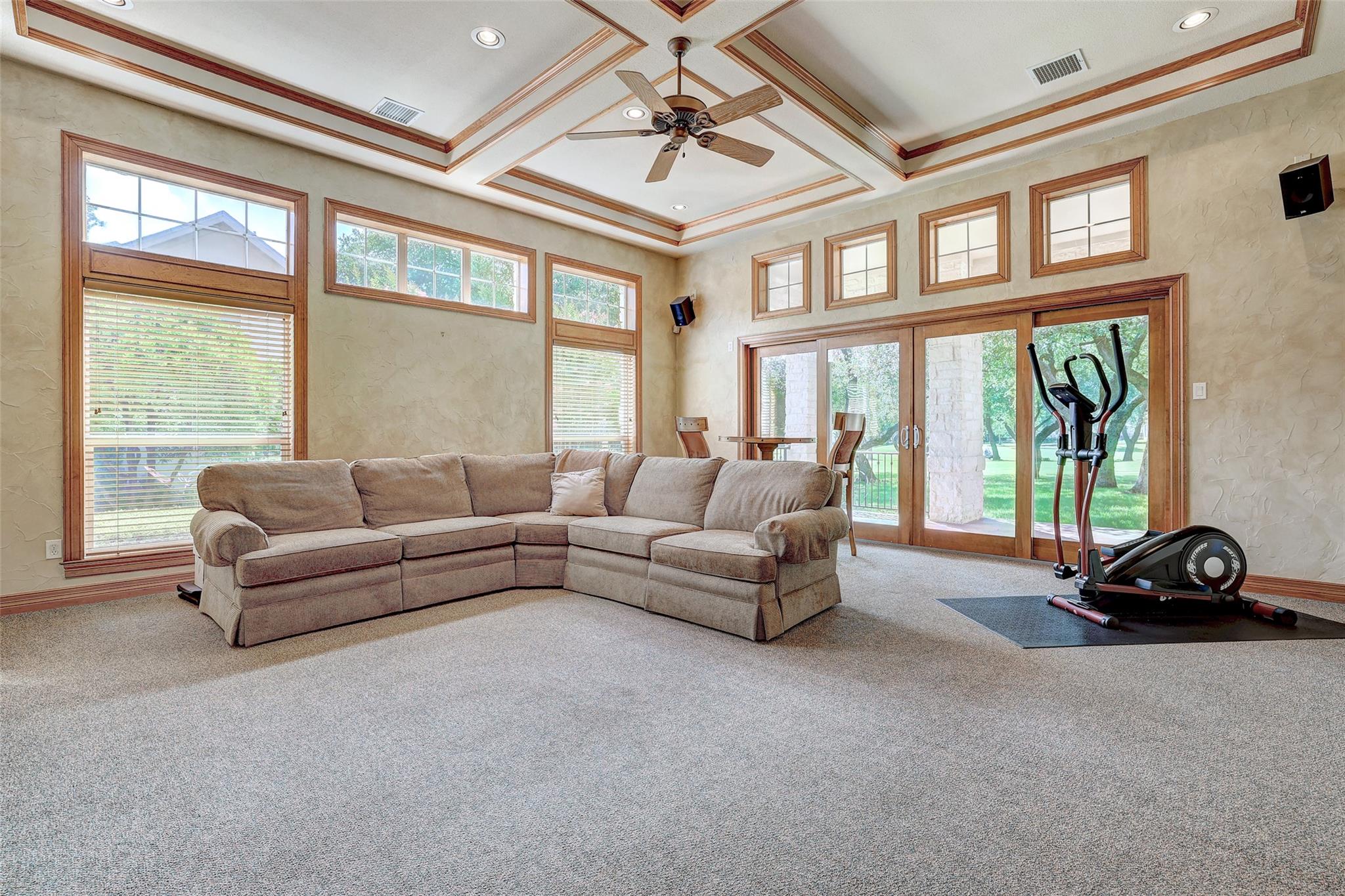 25 Meadows End Dr, Georgetown, TX 78628