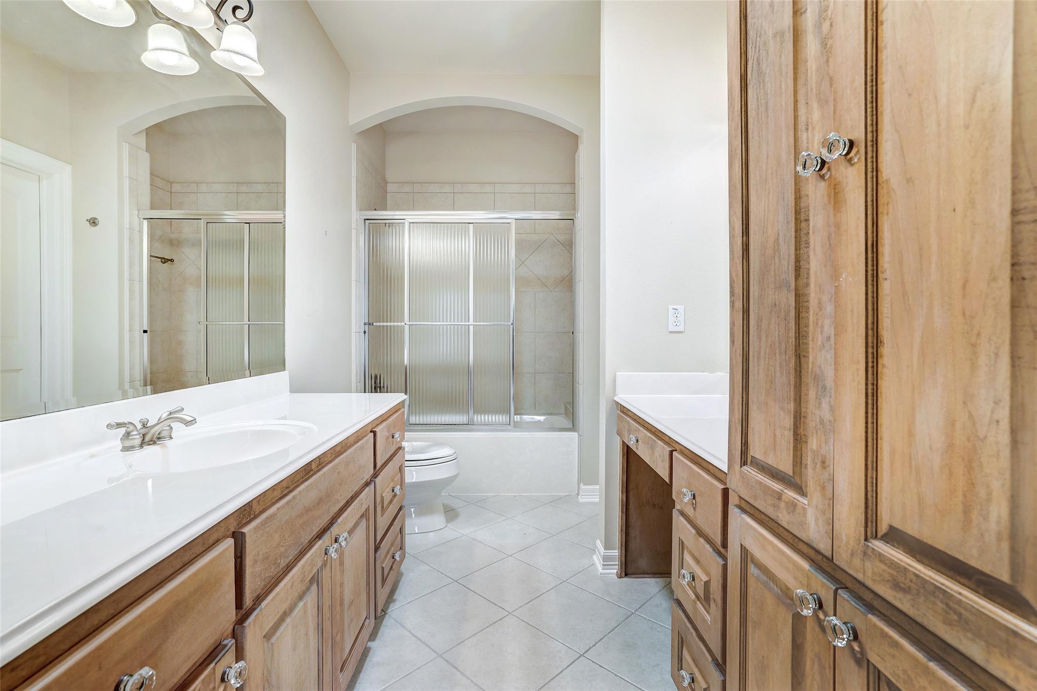 25 Meadows End Dr, Georgetown, TX 78628