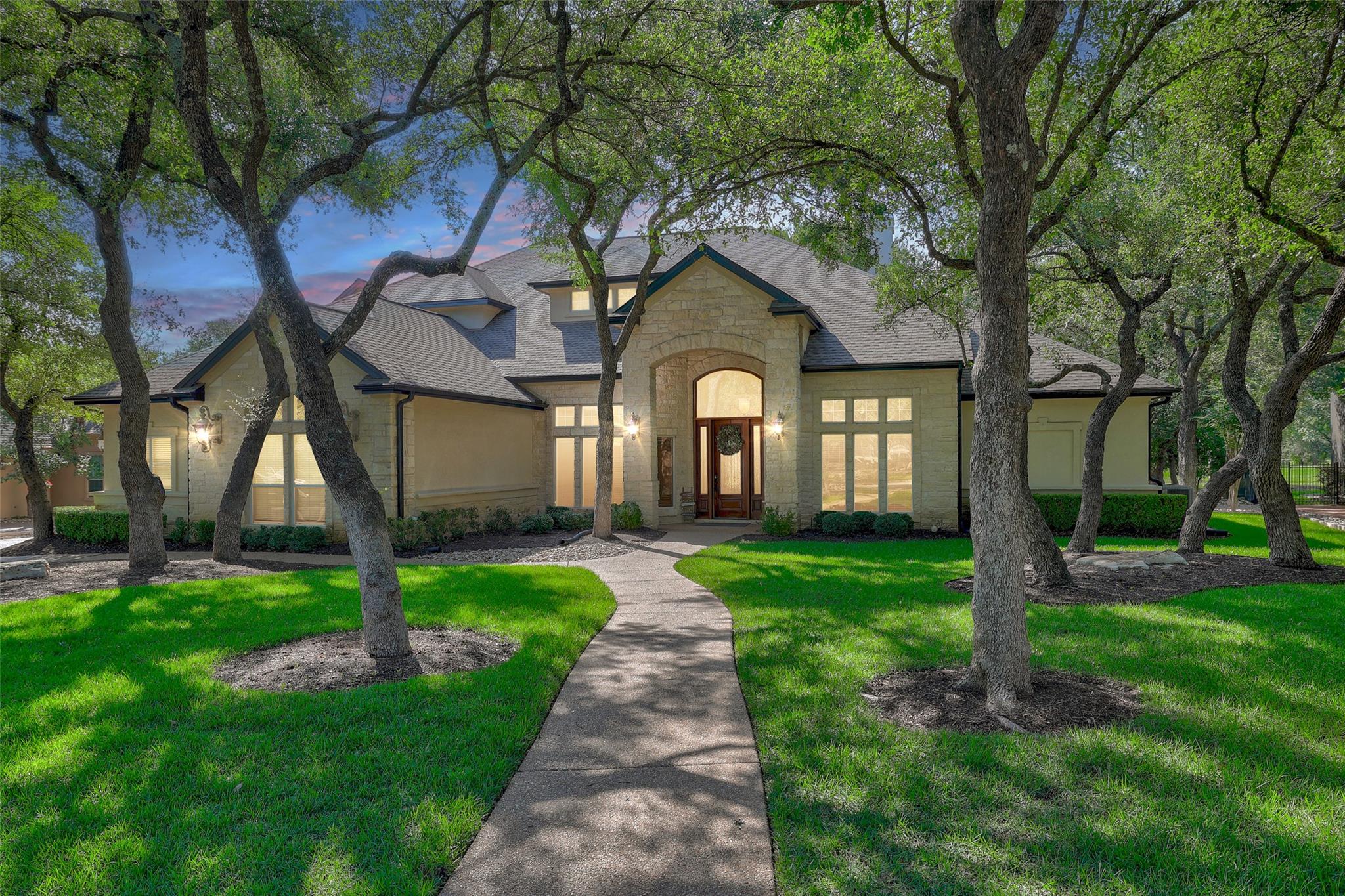 25 Meadows End Dr, Georgetown, TX 78628