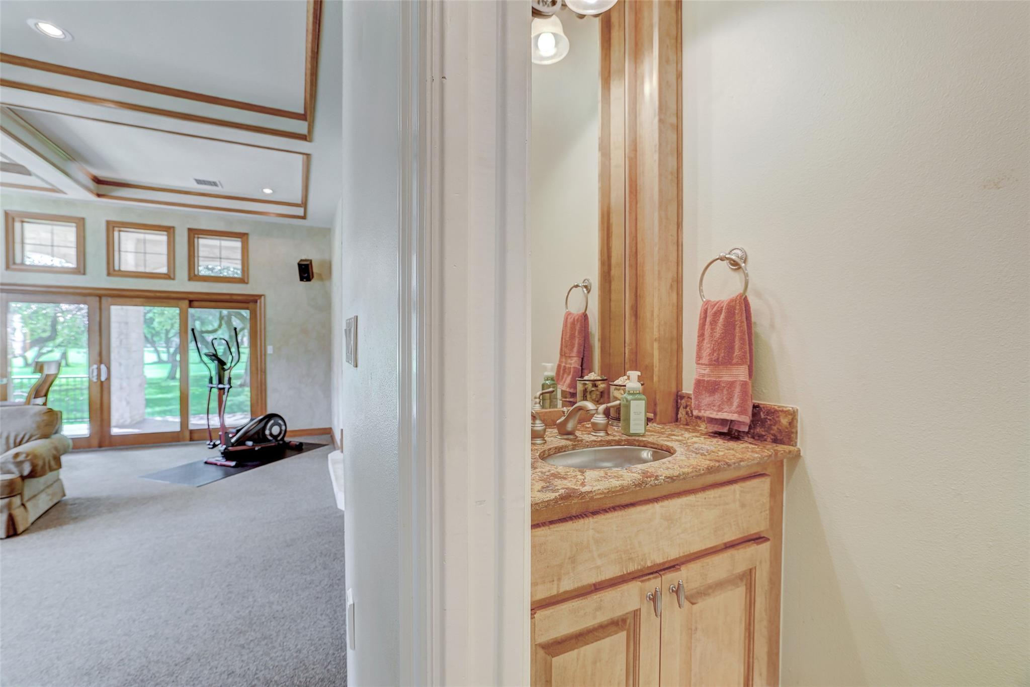 25 Meadows End Dr, Georgetown, TX 78628