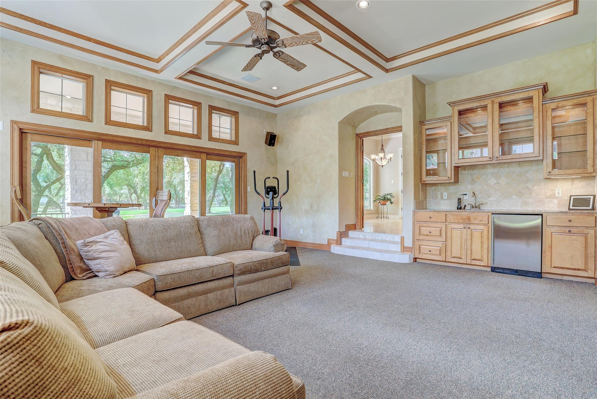 25 Meadows End Dr, Georgetown, TX 78628