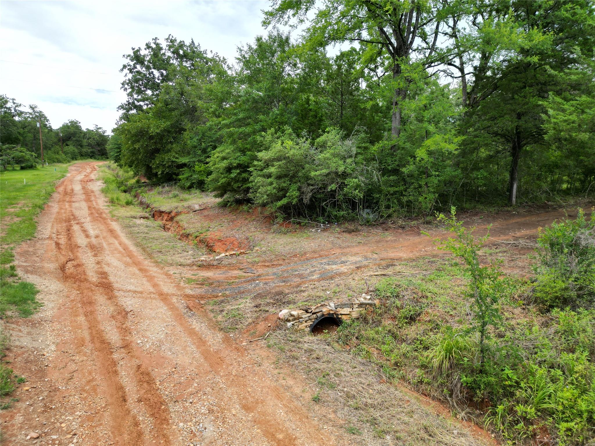 891 Cedar Creek Rd, Caldwell, TX 77836