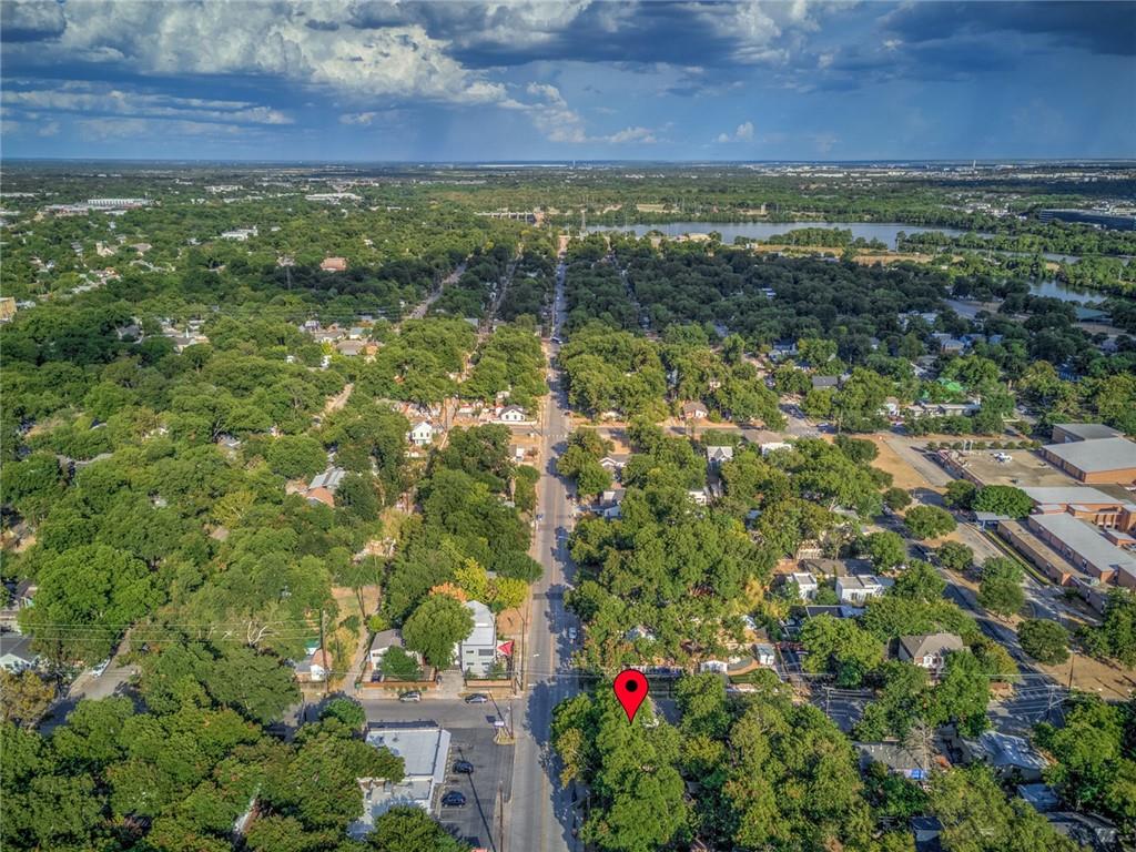 1511 Holly St, Austin, TX 78702