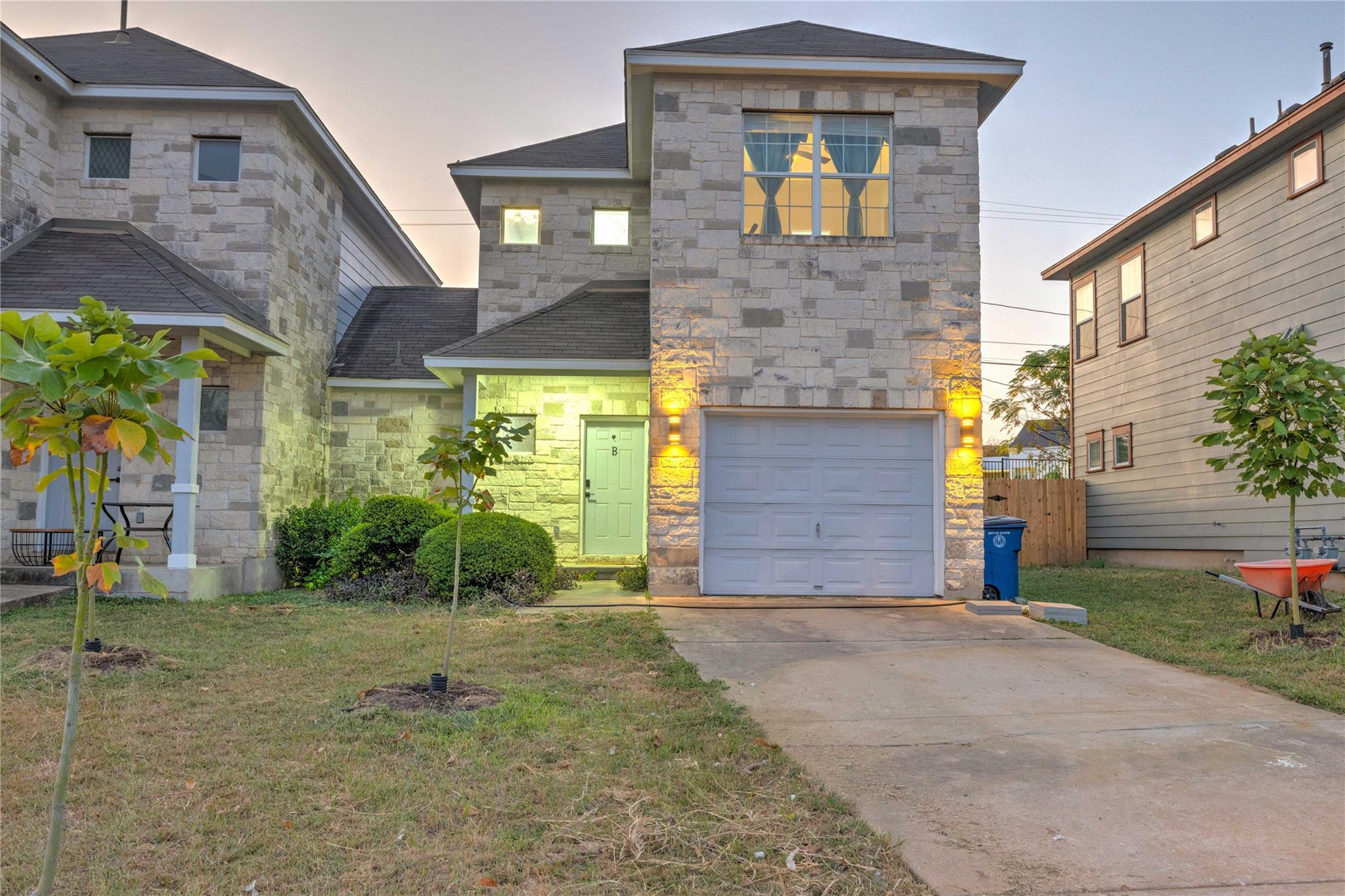 7510 Lazy Creek Dr # B, Austin, TX 78724