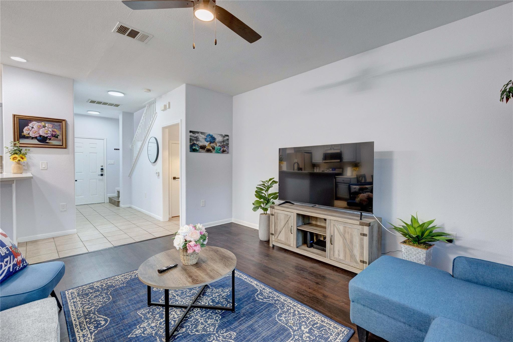7510 Lazy Creek Dr # B, Austin, TX 78724