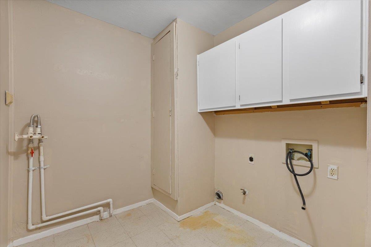 901 Pack Saddle Pass, Round Rock, TX 78681