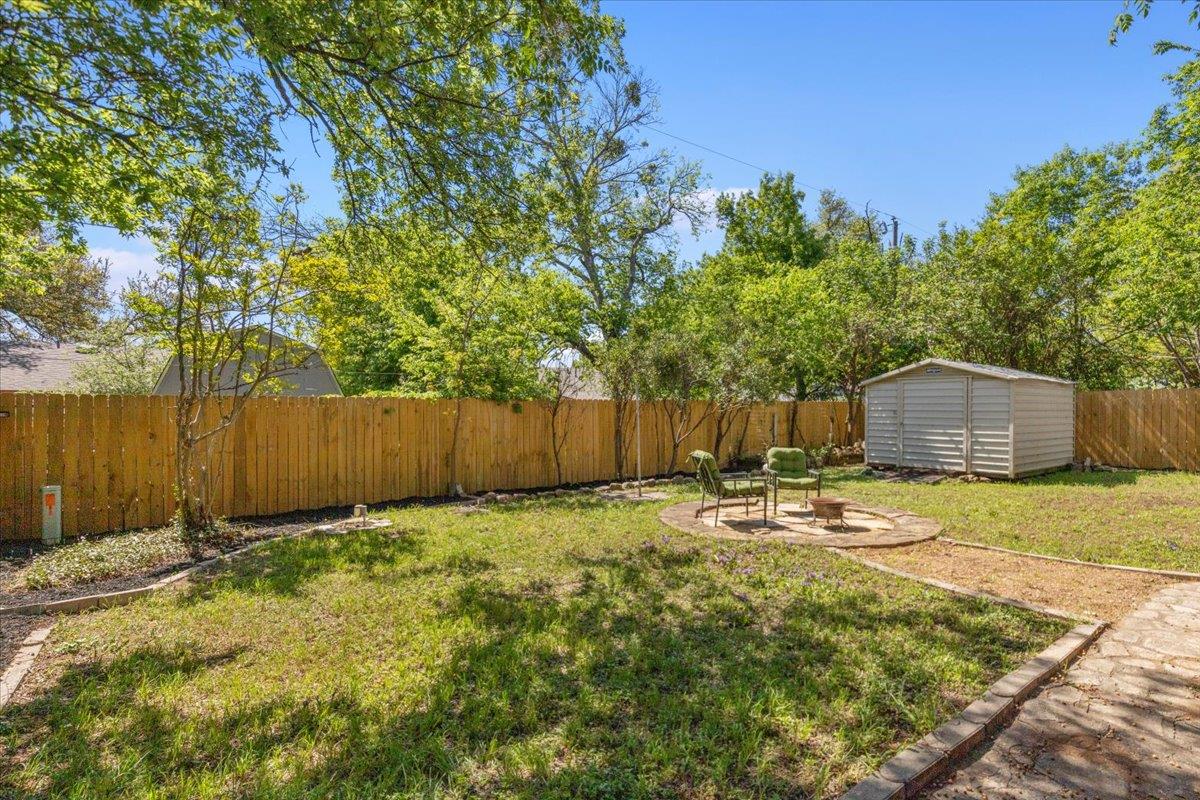 901 Pack Saddle Pass, Round Rock, TX 78681