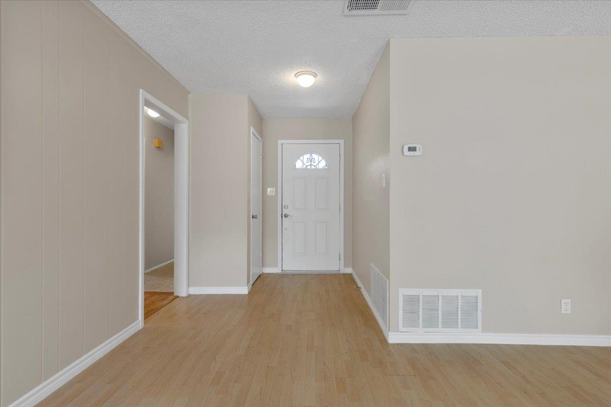 901 Pack Saddle Pass, Round Rock, TX 78681