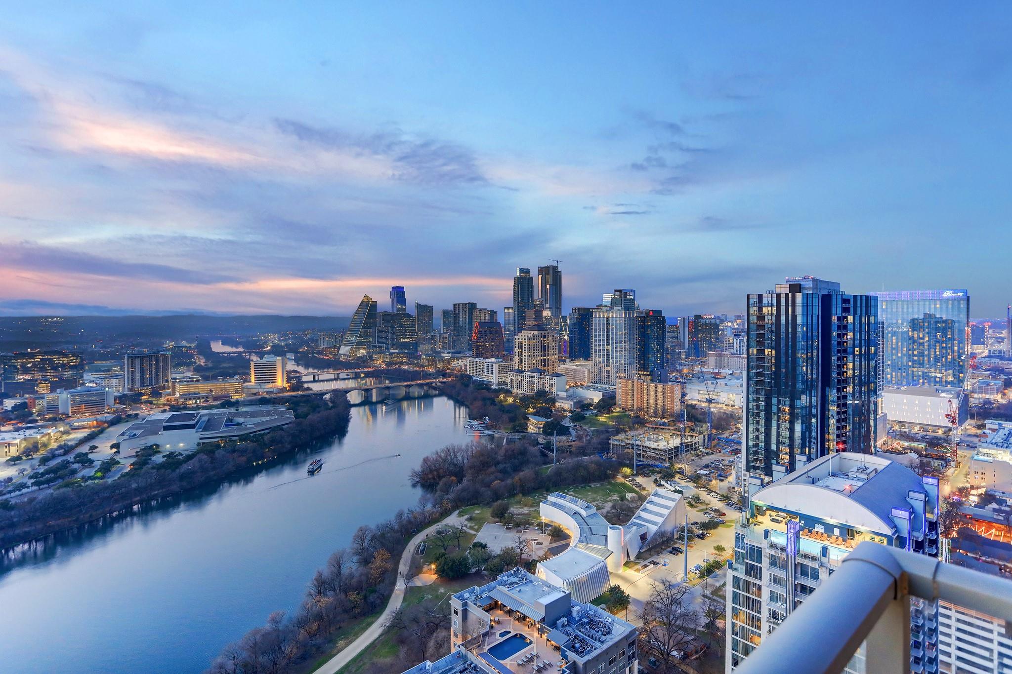 44 East Ave # 3202, Austin, TX 78701