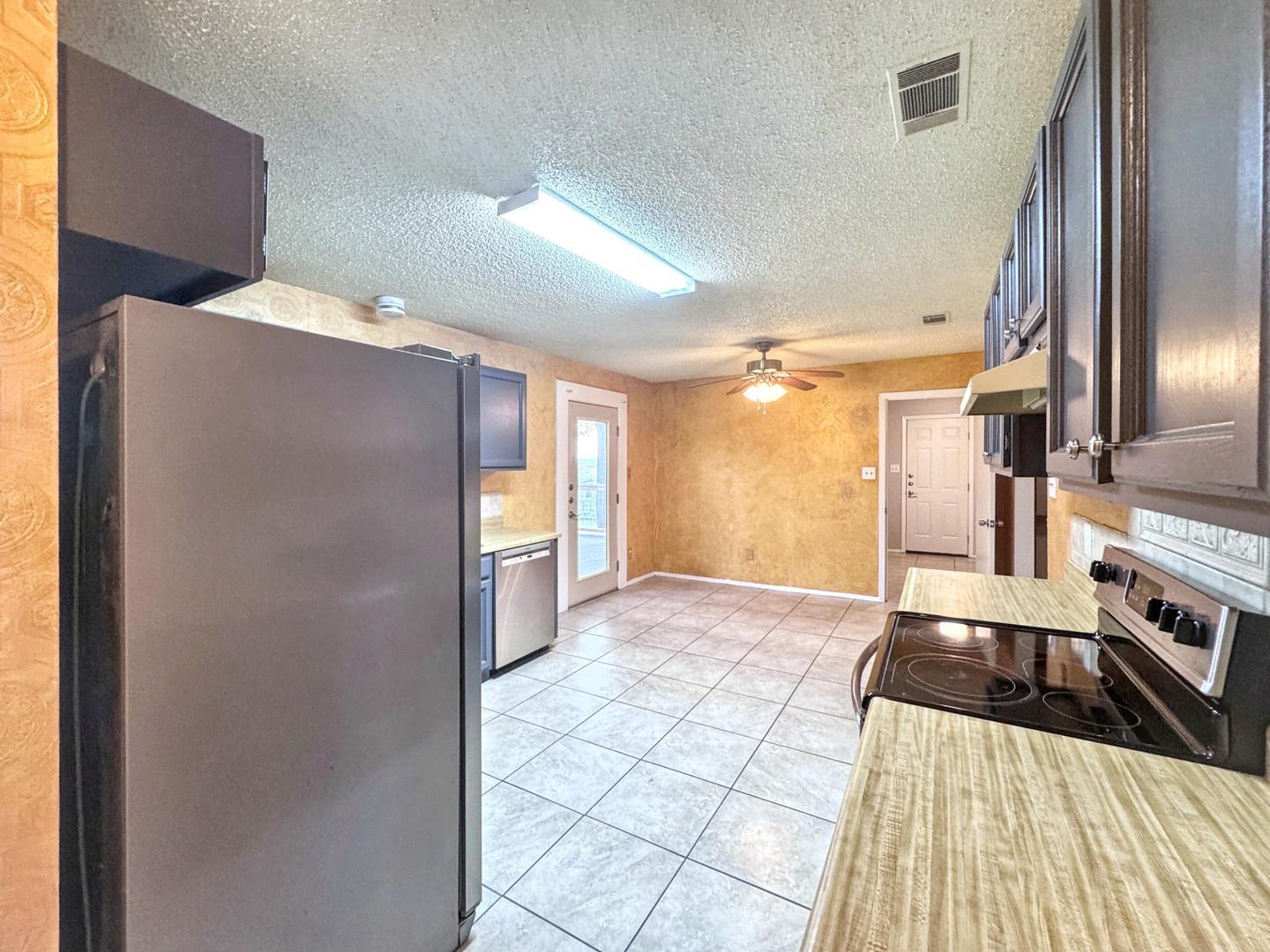 501 Ridge Dr, San Marcos, TX 78666