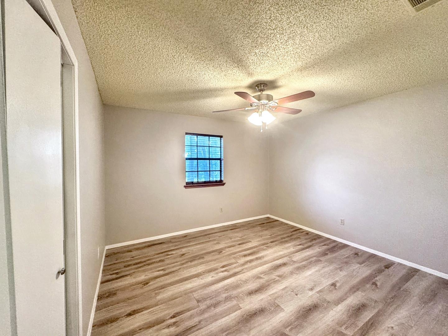 501 Ridge Dr, San Marcos, TX 78666