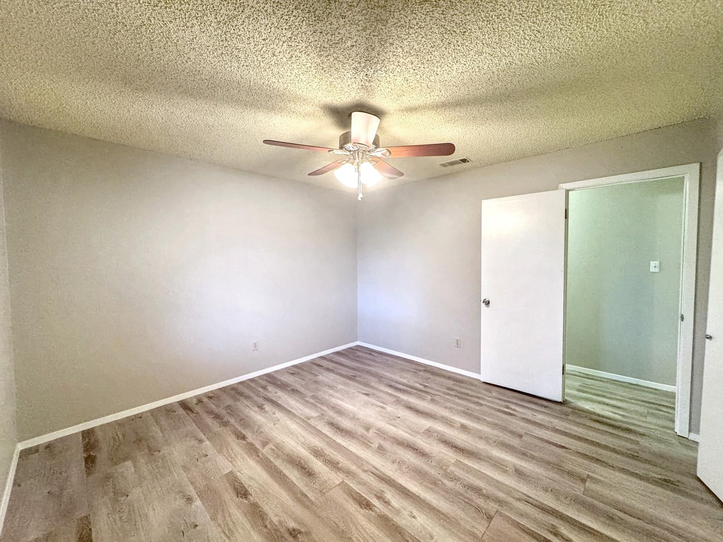 501 Ridge Dr, San Marcos, TX 78666