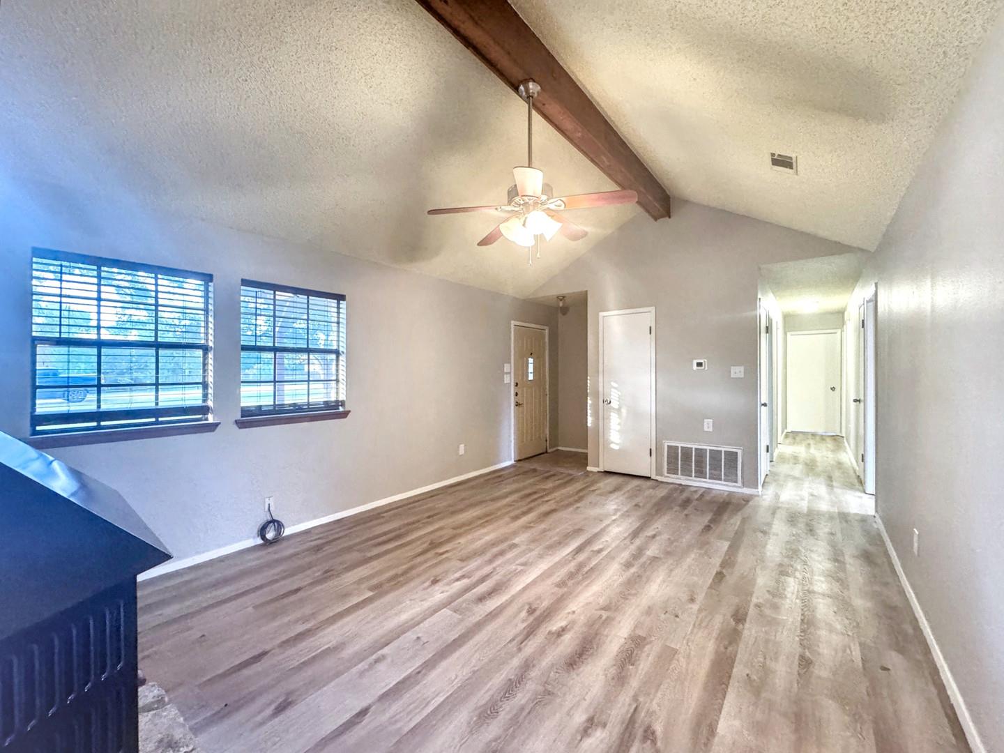 501 Ridge Dr, San Marcos, TX 78666