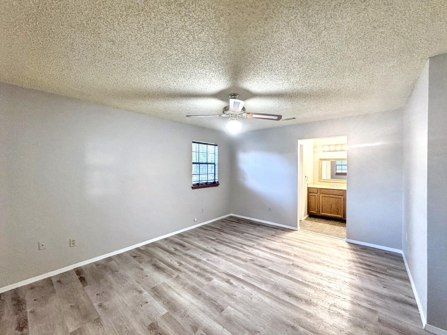501 Ridge Dr, San Marcos, TX 78666
