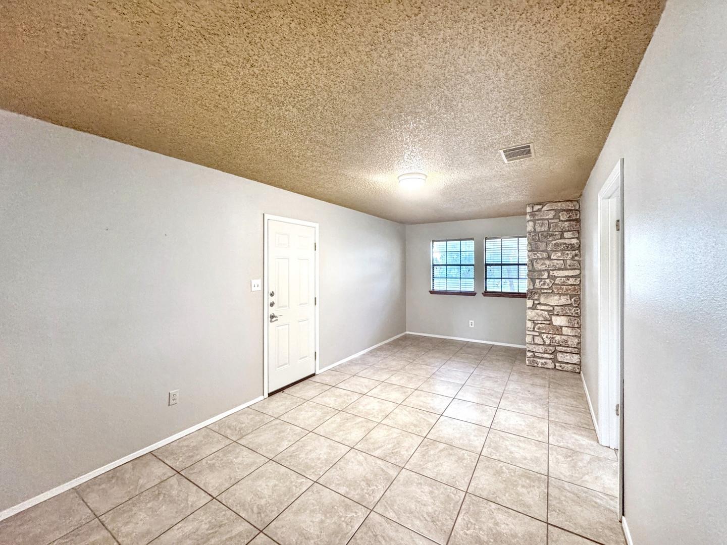 501 Ridge Dr, San Marcos, TX 78666