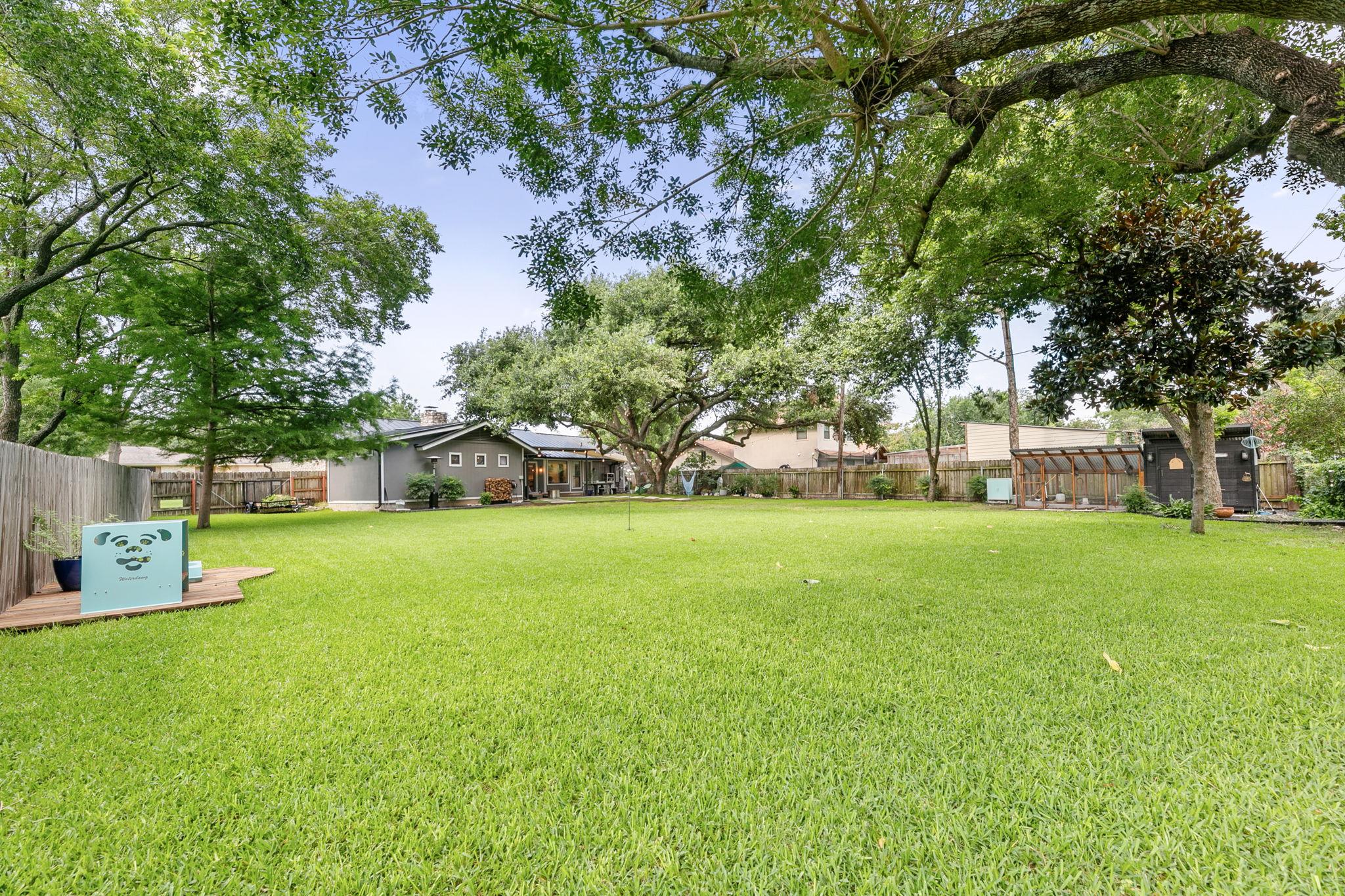9404 Sherbrooke St, Austin, TX 78729