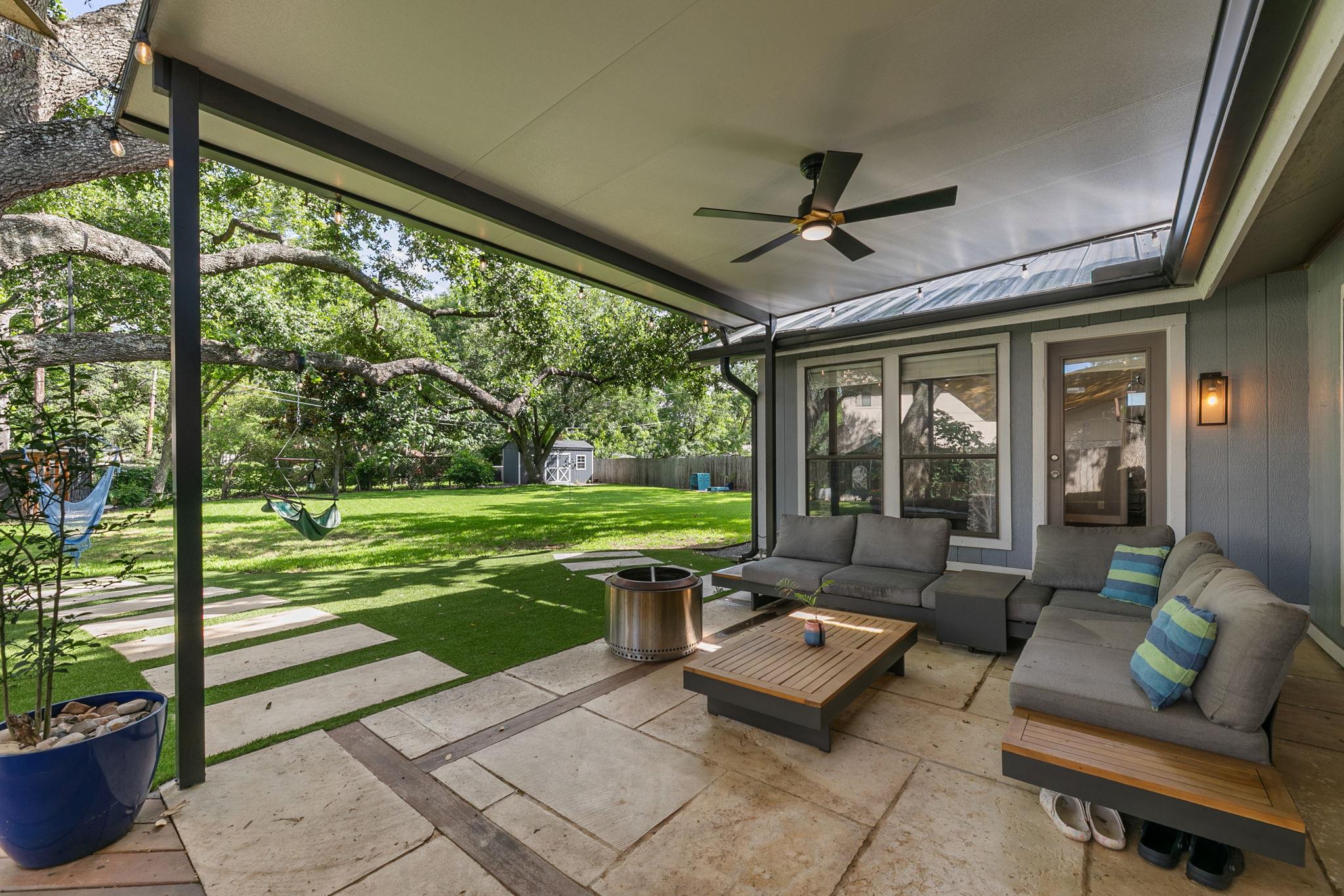9404 Sherbrooke St, Austin, TX 78729