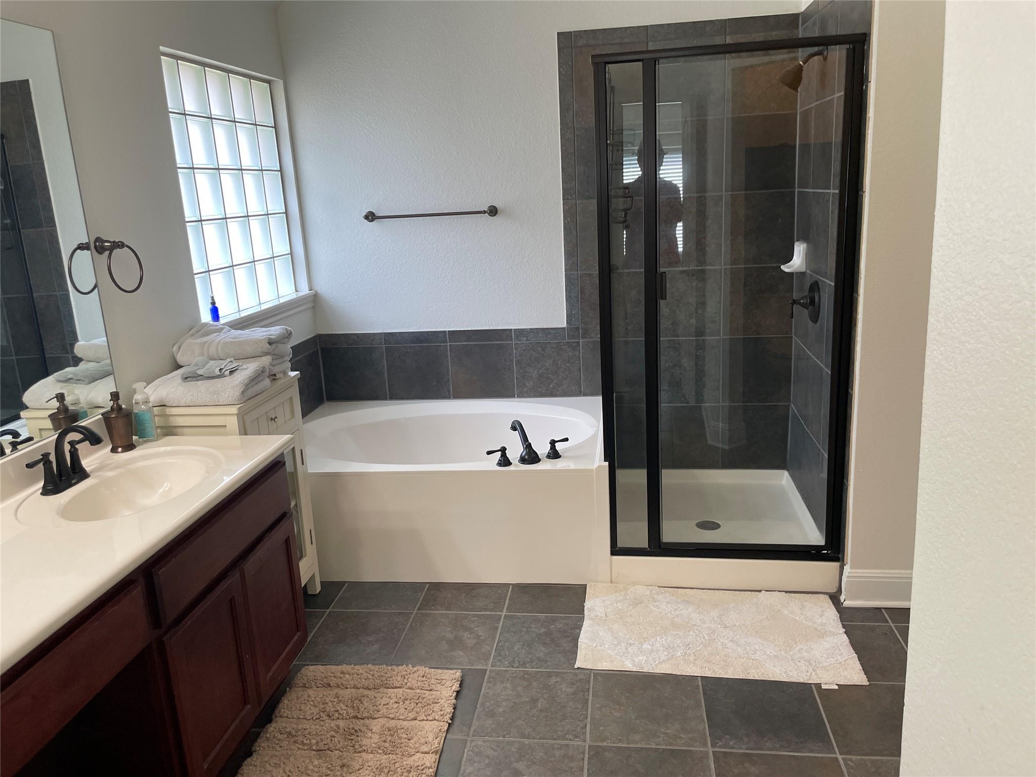 7609 Covered Bridge Dr, Austin, TX 78736