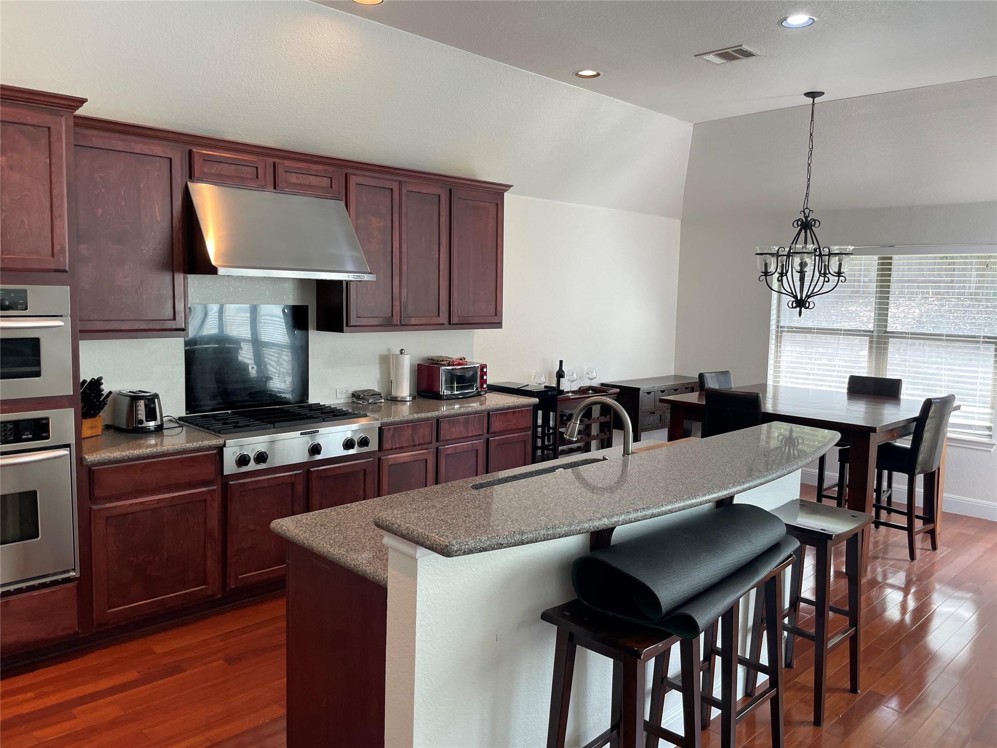 7609 Covered Bridge Dr, Austin, TX 78736