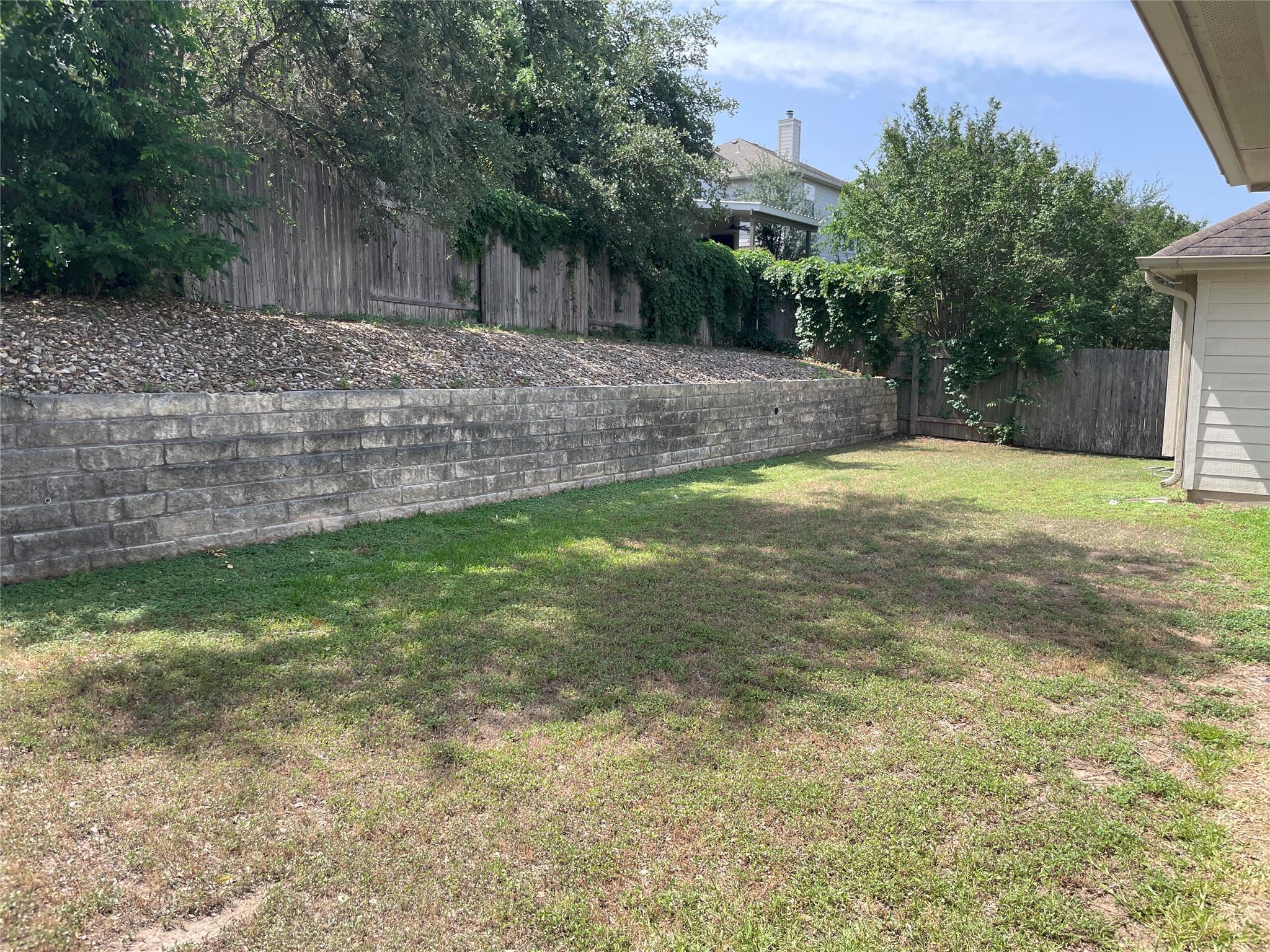 7609 Covered Bridge Dr, Austin, TX 78736