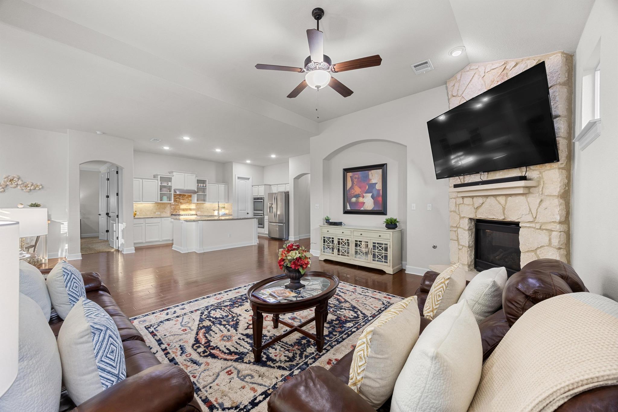509 Fair Oaks Dr, Georgetown, TX 78628