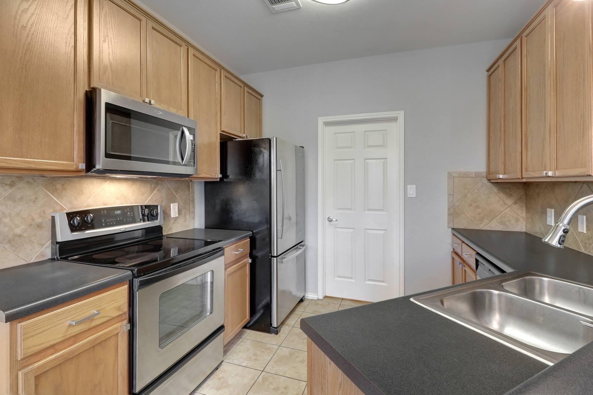 2632 Century Park Blvd # 30, Austin, TX 78727