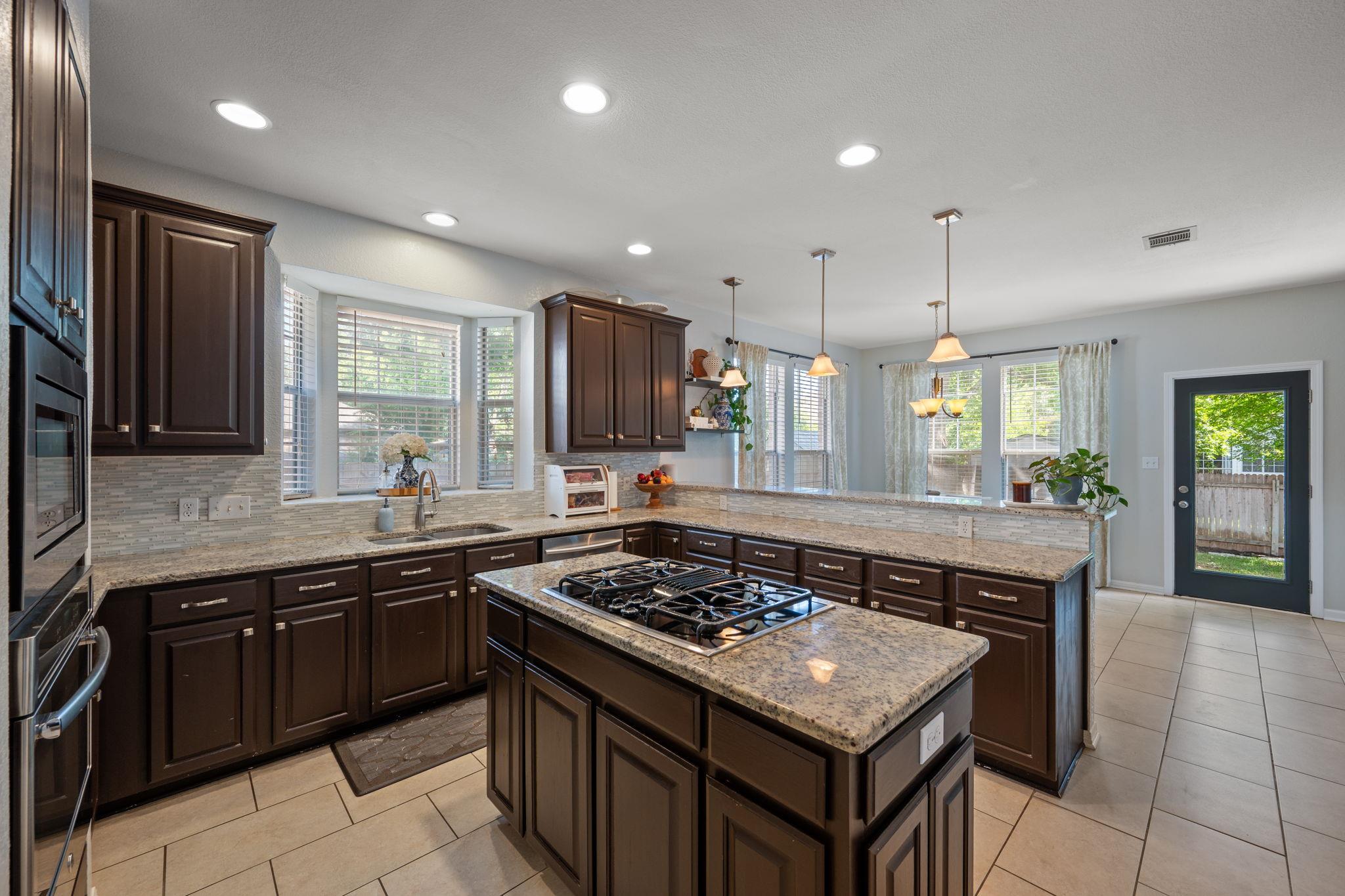 16210 Braesgate Dr, Austin, TX 78717