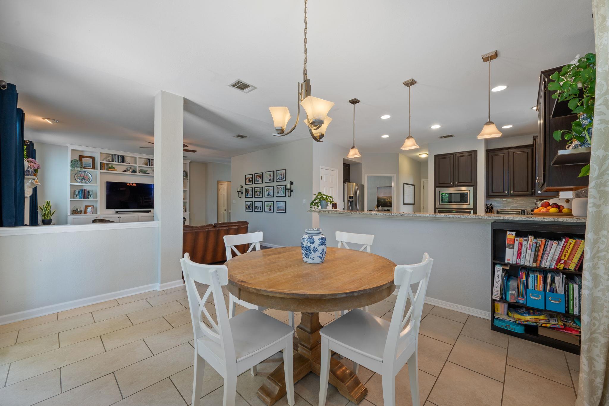 16210 Braesgate Dr, Austin, TX 78717