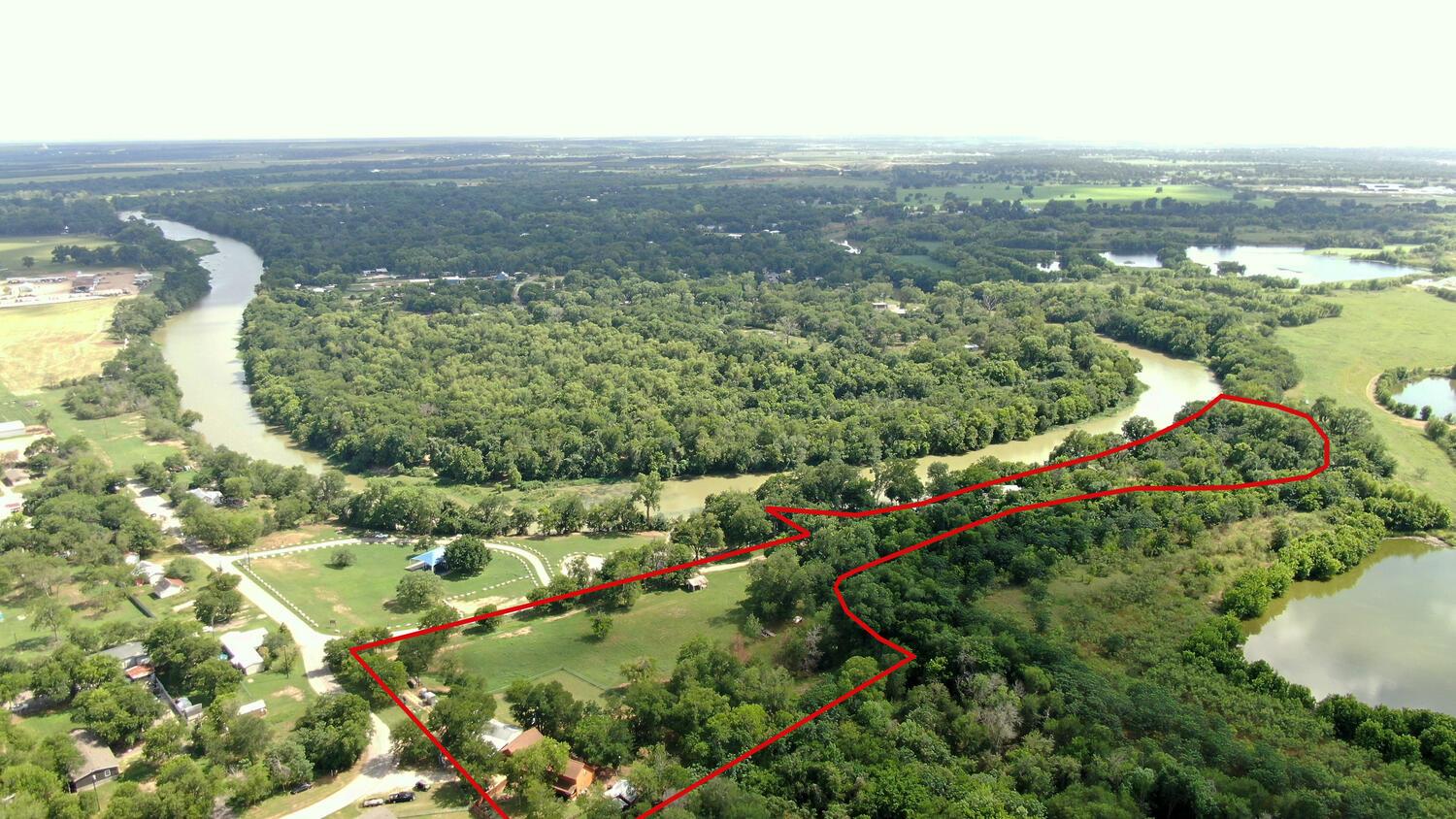 906 & 828 Water St, Webberville, TX 78653