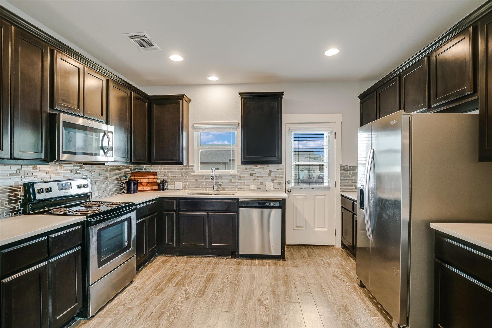132 Ancellotta Way, Leander, TX 78641