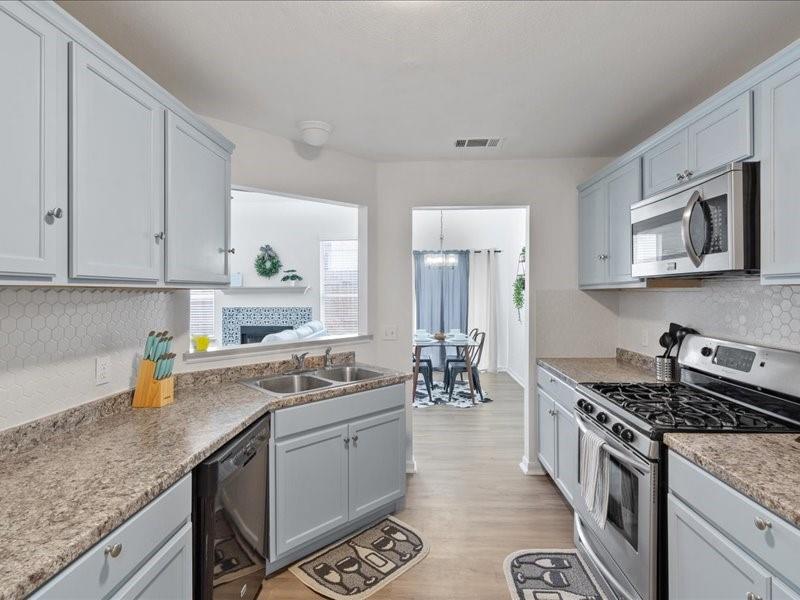 5303 Edenbourgh Ln, Austin, TX 78754