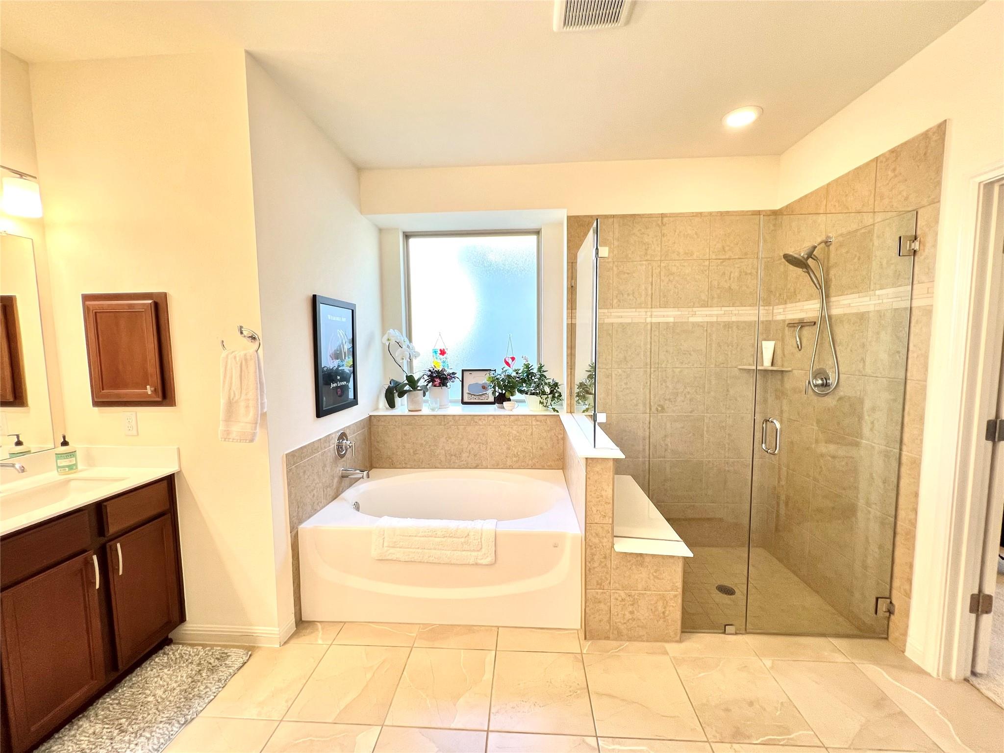 1024 Almeria Bend, Leander, TX 78641