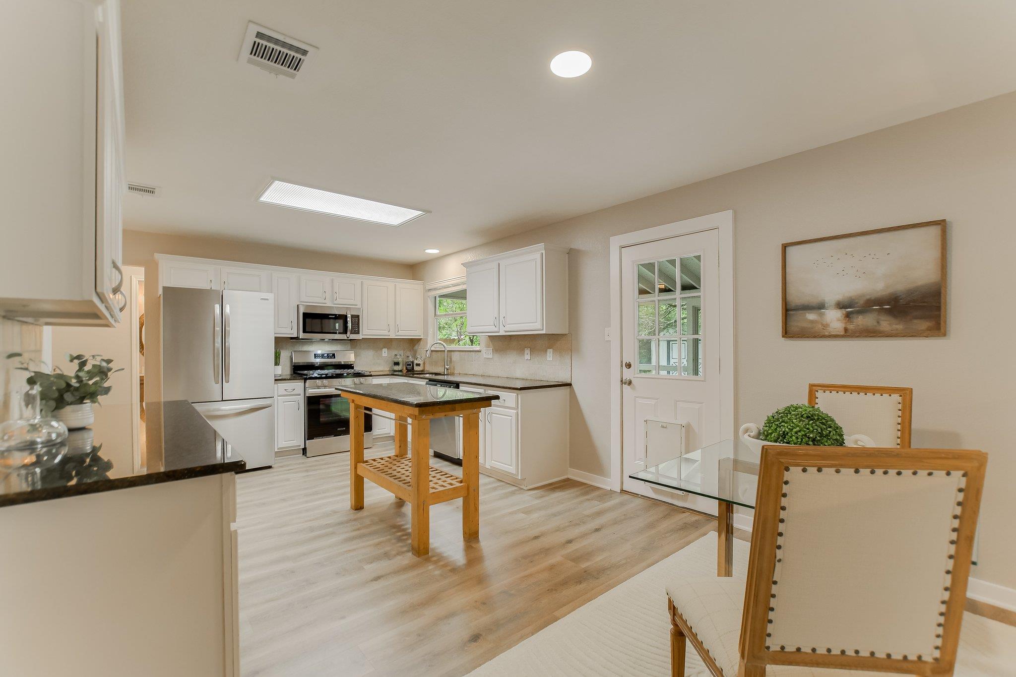 1708 Lion Heart Dr, Cedar Park, TX 78613