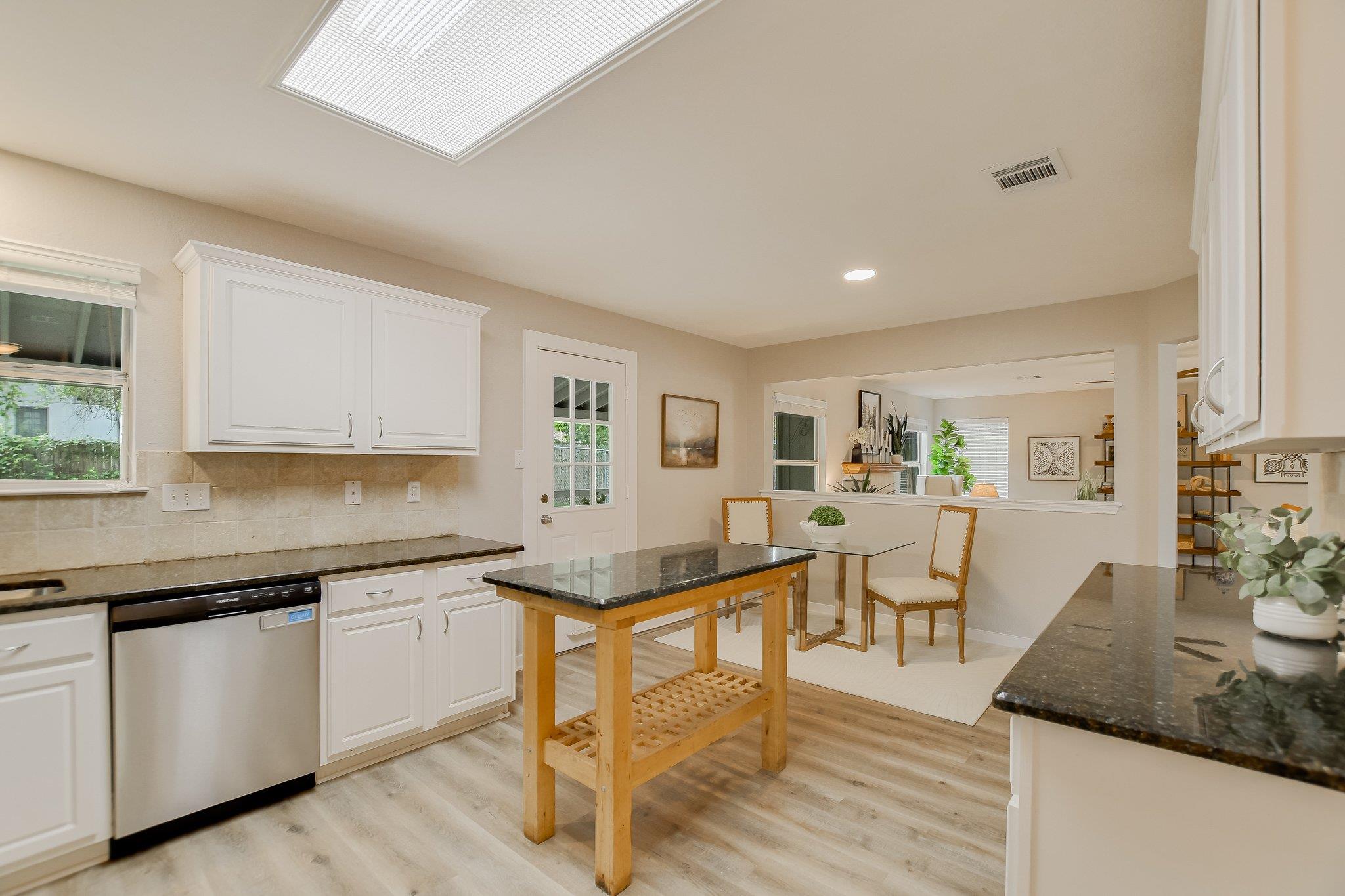 1708 Lion Heart Dr, Cedar Park, TX 78613