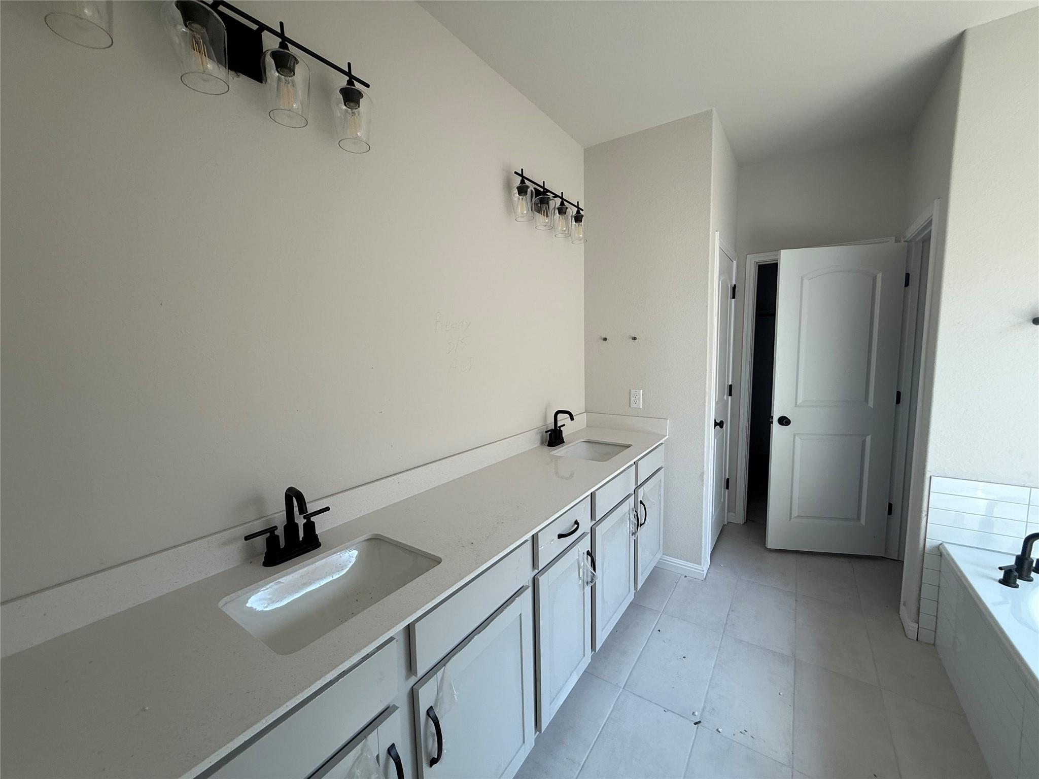 1029 Sienna Bear Rd, Georgetown, TX 78633