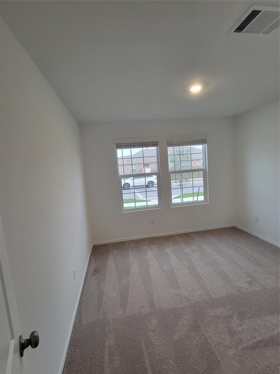 502 Arnage Dr, Hutto, TX 78634