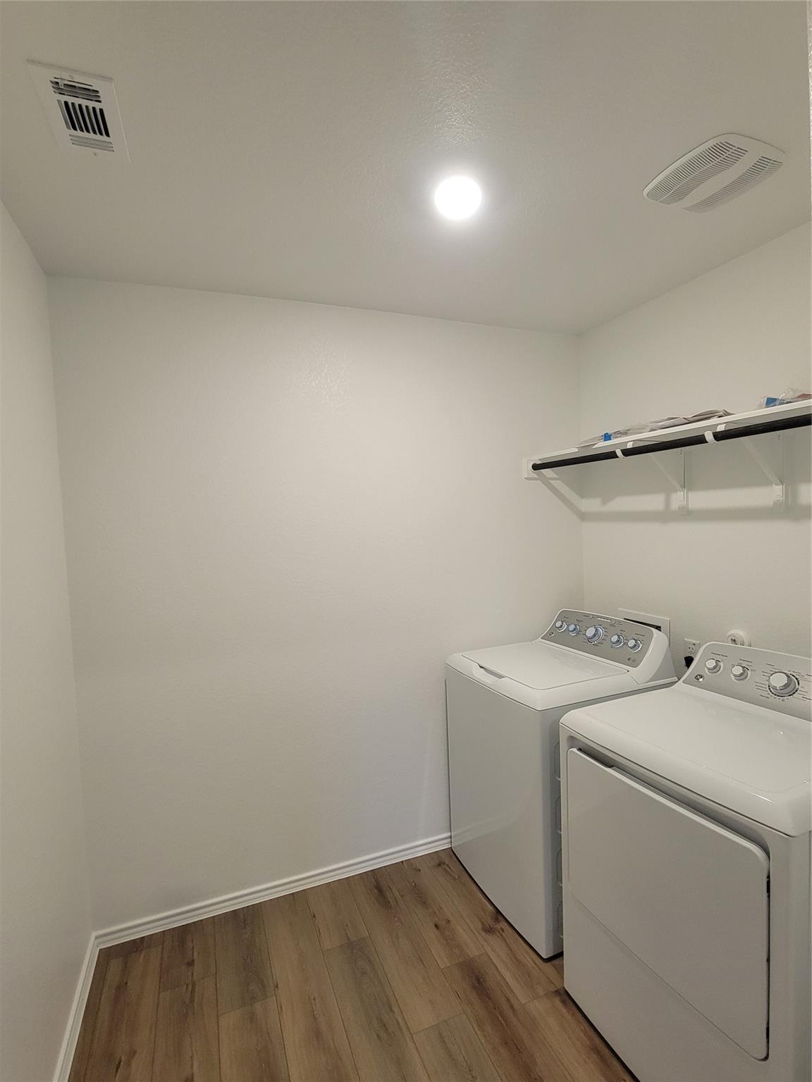 502 Arnage Dr, Hutto, TX 78634