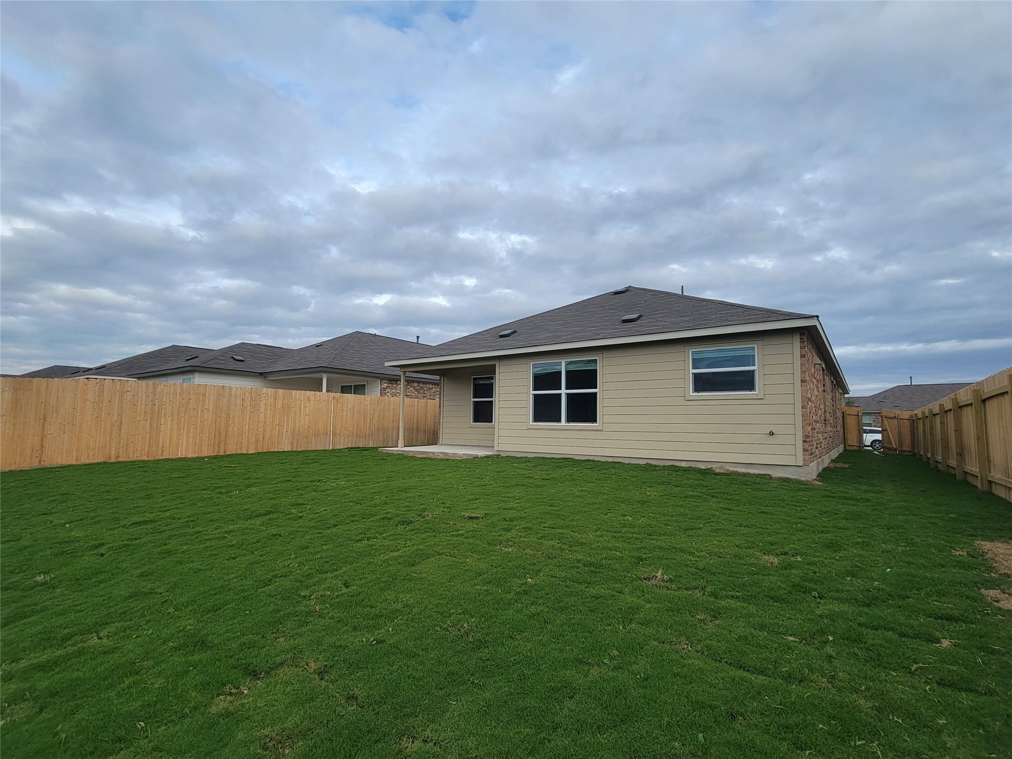 502 Arnage Dr, Hutto, TX 78634