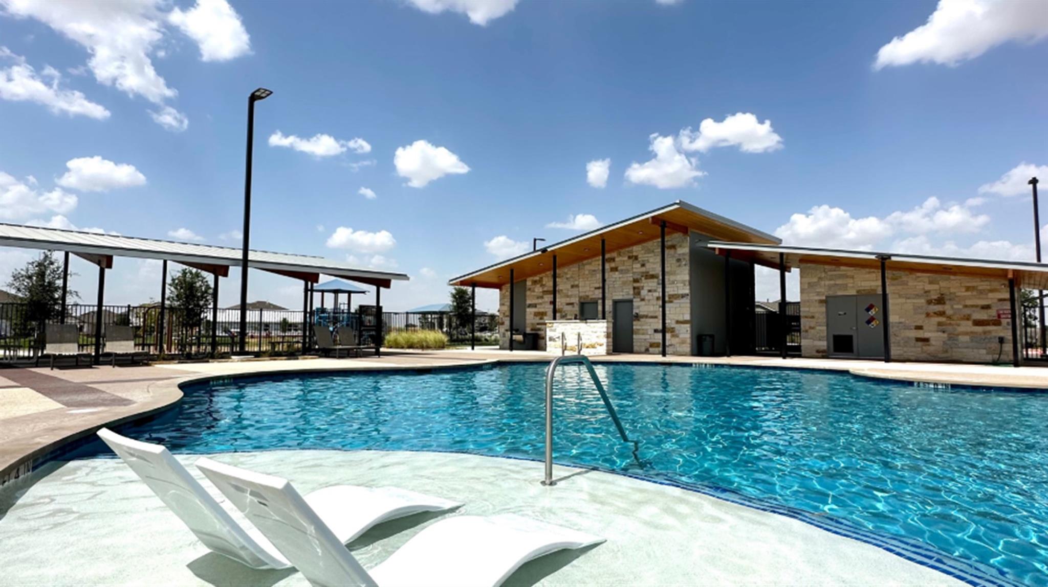 502 Arnage Dr, Hutto, TX 78634