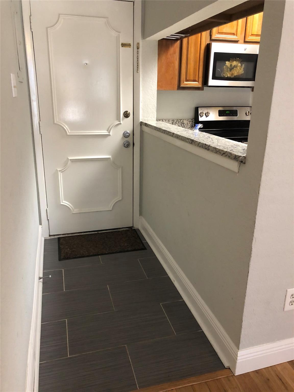 806 W 24th St # 123, Austin, TX 78705