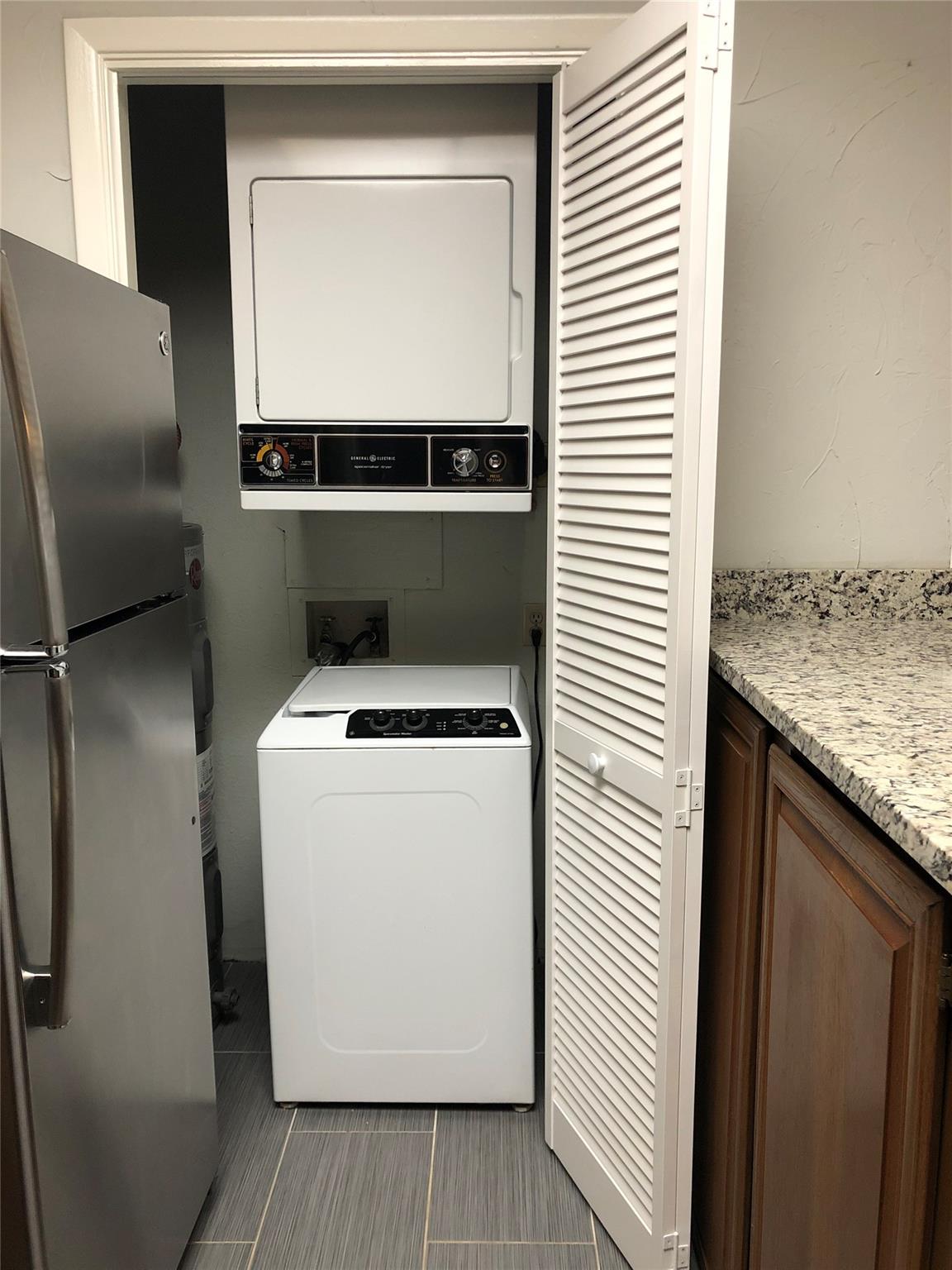 806 W 24th St # 123, Austin, TX 78705