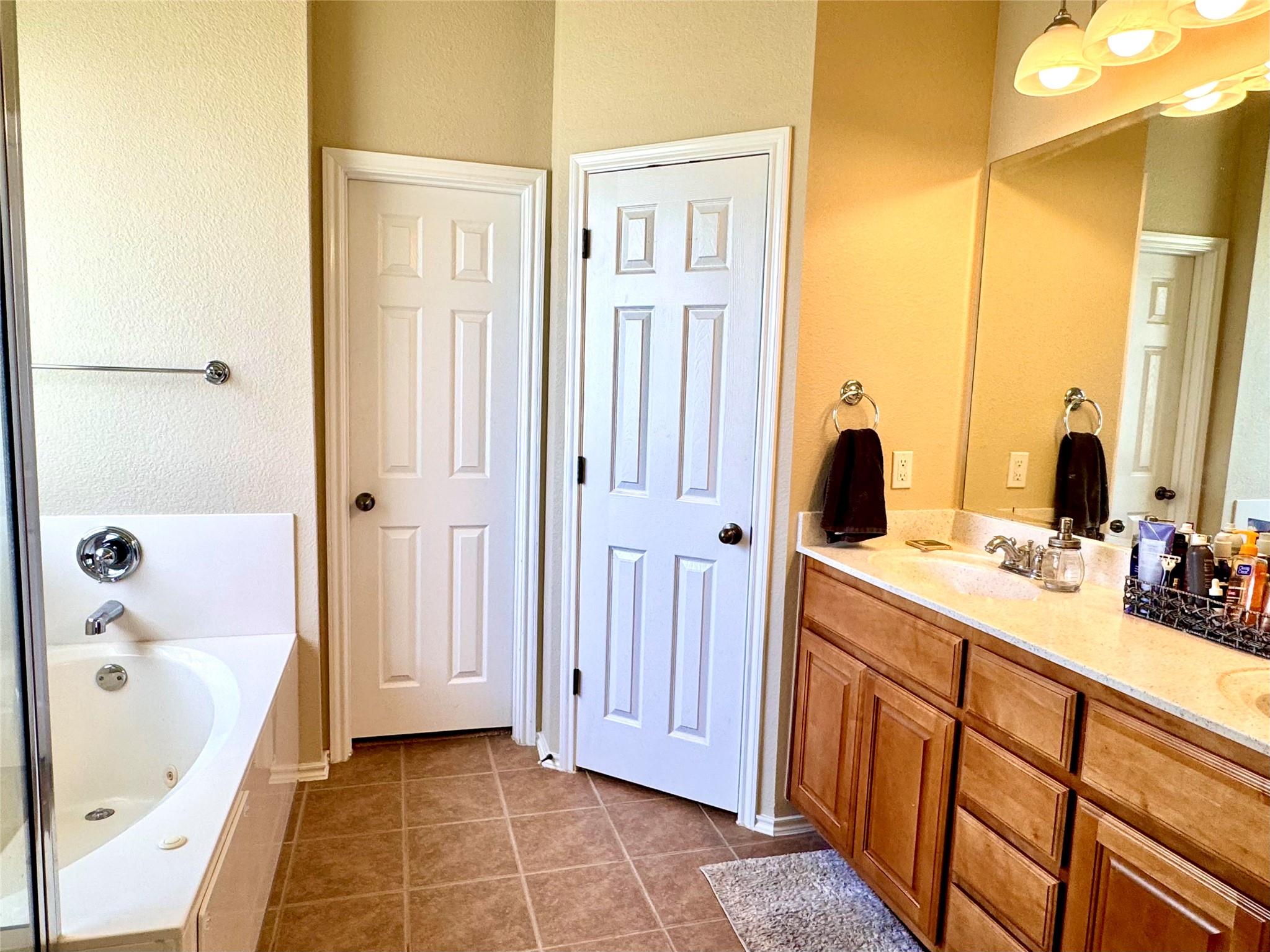 73 White Magnolia Cir, Austin, TX 78734