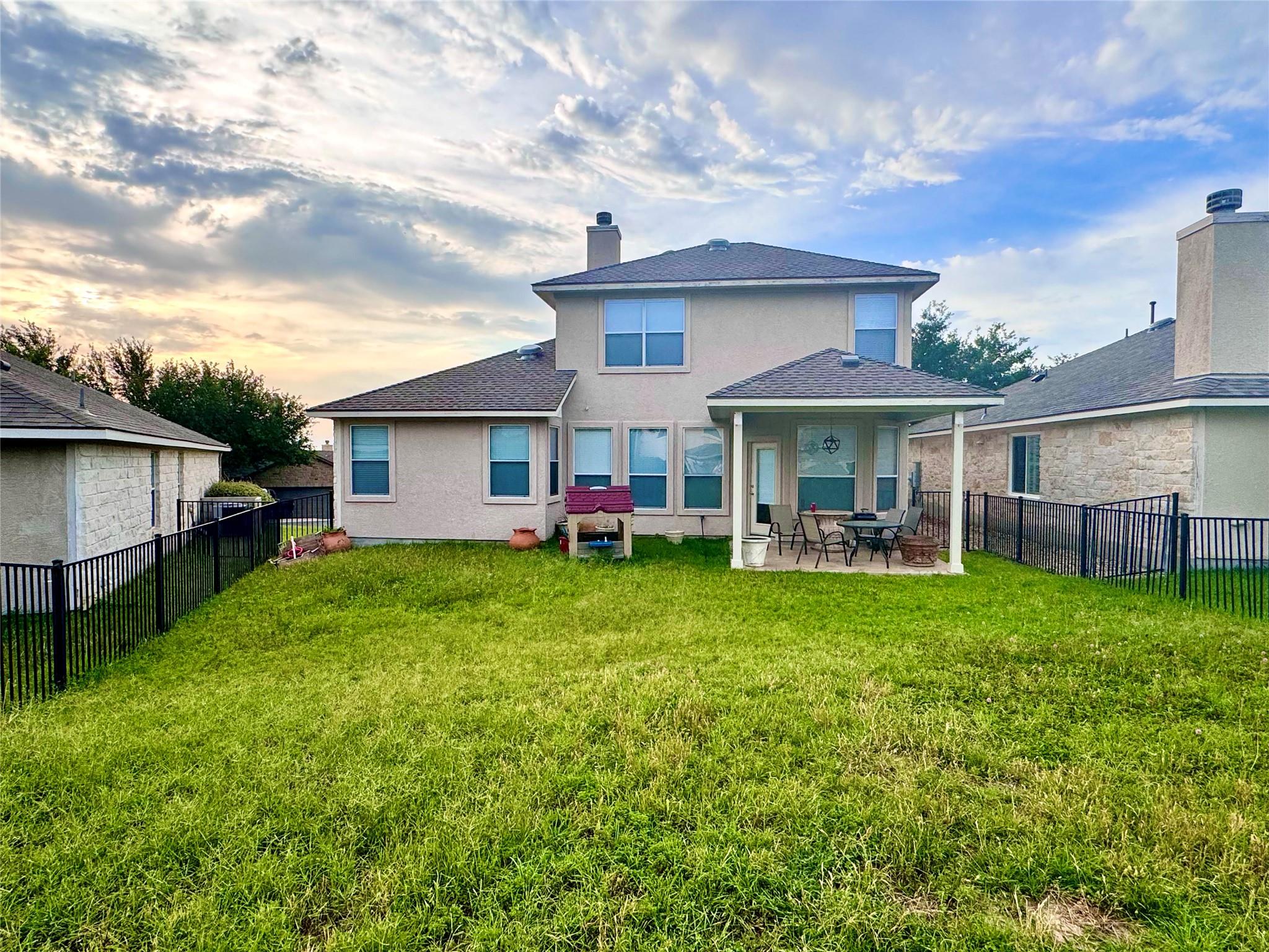 73 White Magnolia Cir, Austin, TX 78734