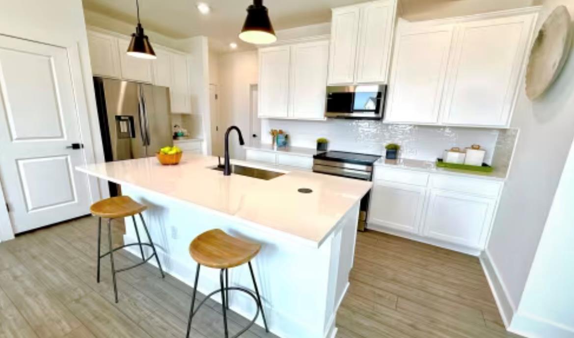 2036 Cora Ivy Ln, Round Rock, TX 78665