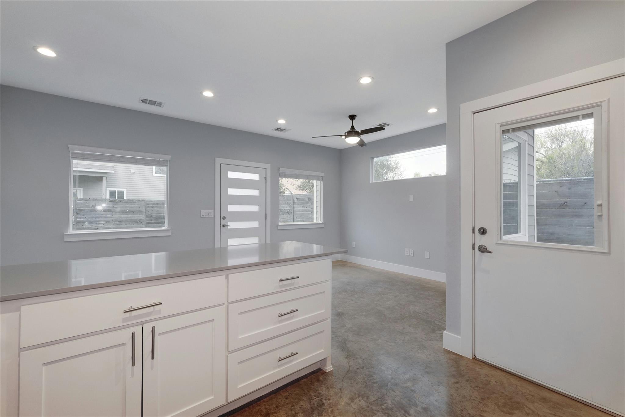 6902 Carver Ave # B, Austin, TX 78752